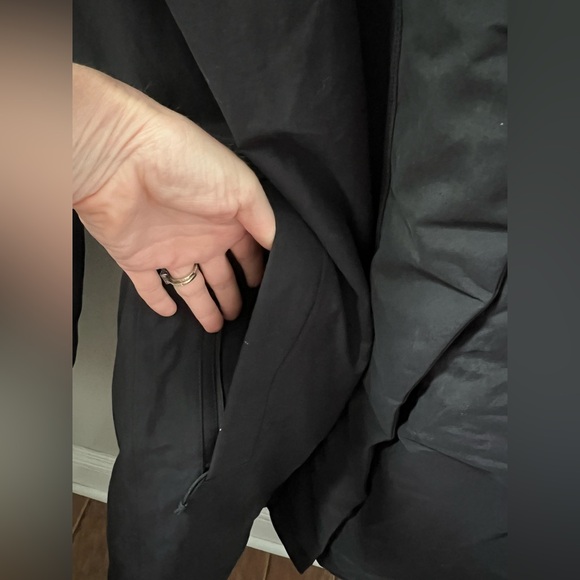 The North Face Arctic Waterproof 550-Fill-Power Down Parka Faux Fur Trim New - Picture 5 of 10